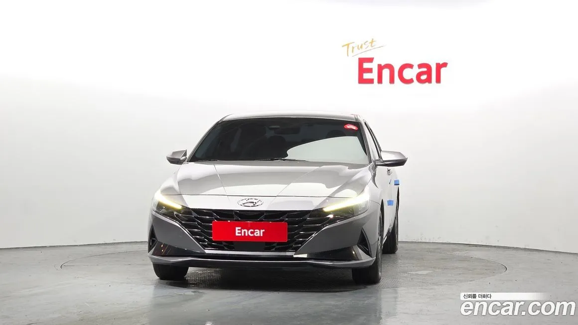 Hyundai AVANTE 2022 из KR, фото 2