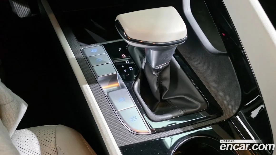 Hyundai AVANTE 2022 из KR, фото 10
