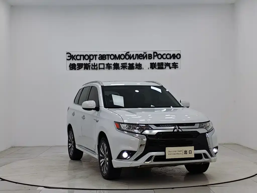 Mitsubishi Outlander 2021 из CN, фото 6