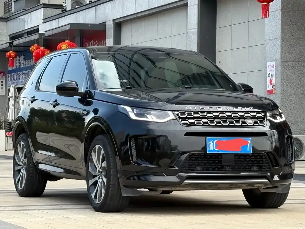Land Rover Discovery Sport — фото 1