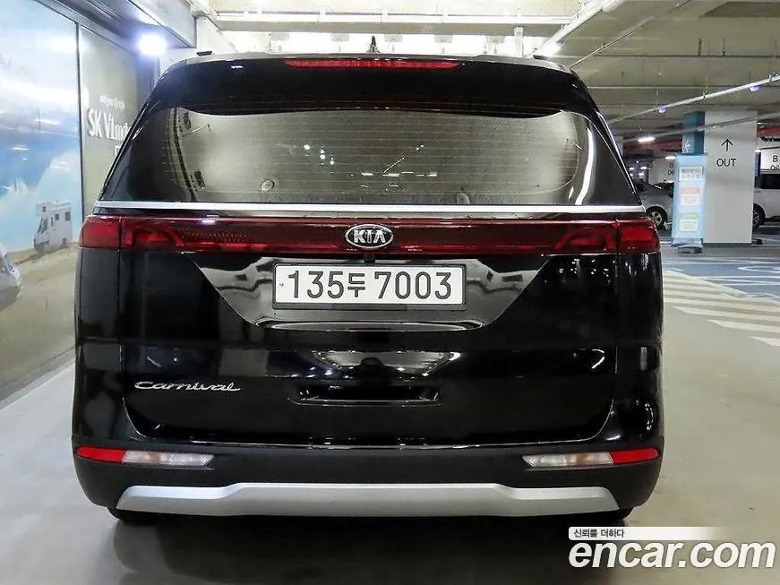 Kia Carnival — фото 6