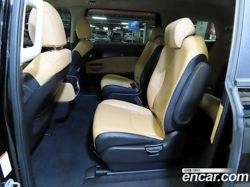Kia Carnival — фото 4