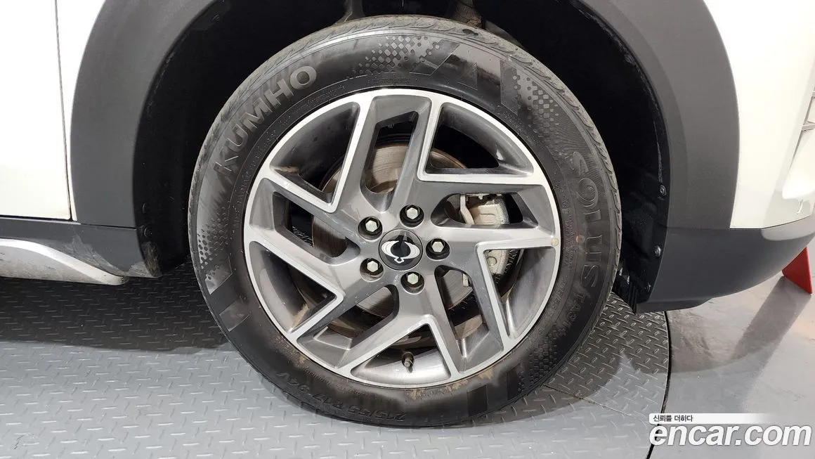 KG Mobility (Ssangyong) TIBOLI 2024 из KR, фото 8