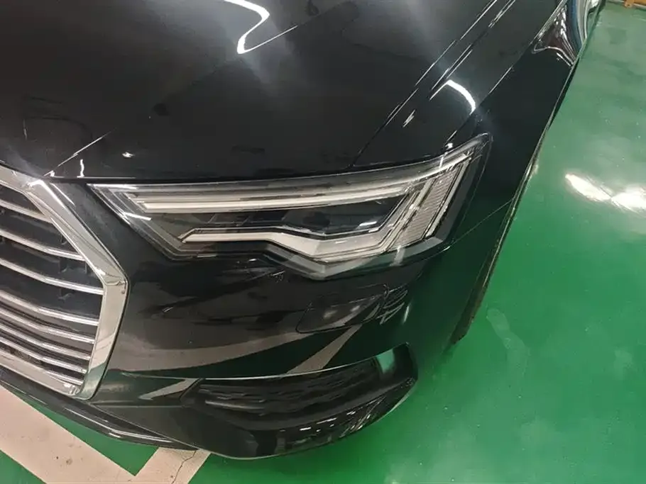 Audi A6L 2021 из CN, фото 6