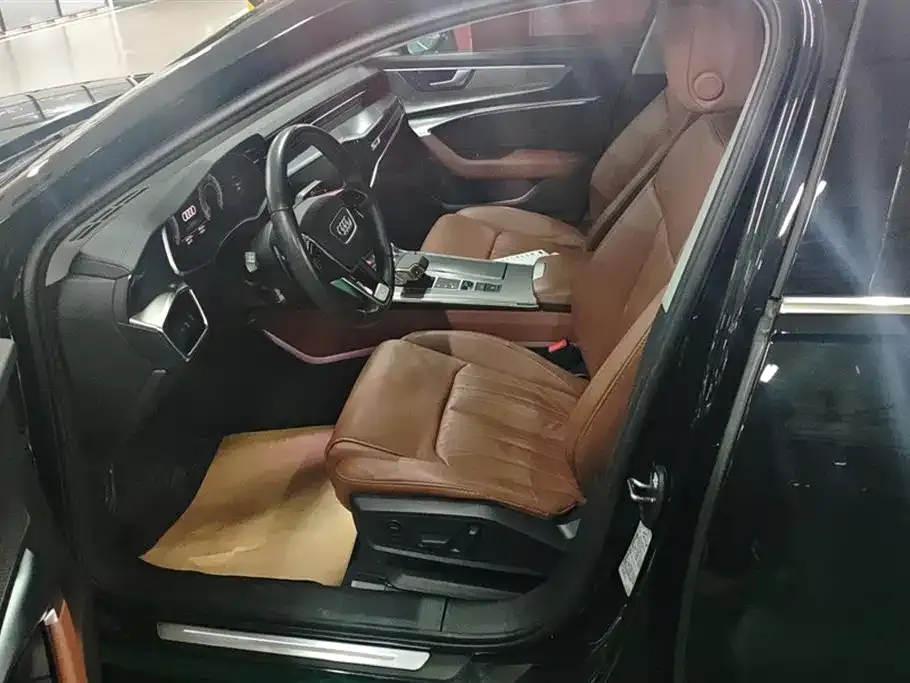 Audi A6L 2021 из CN, фото 5