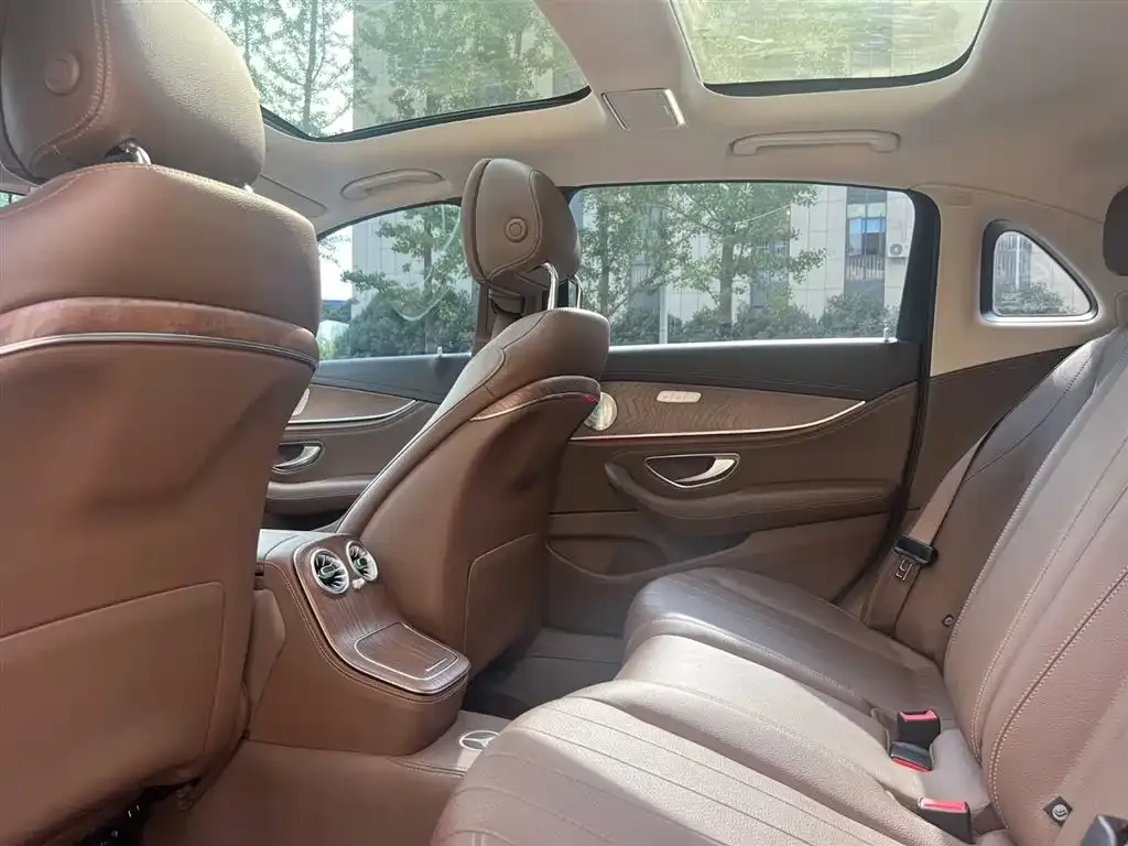 Mercedes-Benz E-Class 2021 из CN, фото 4