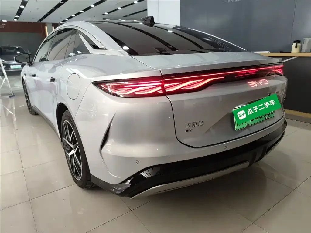 BYD Han L 2025 из CN, фото 9