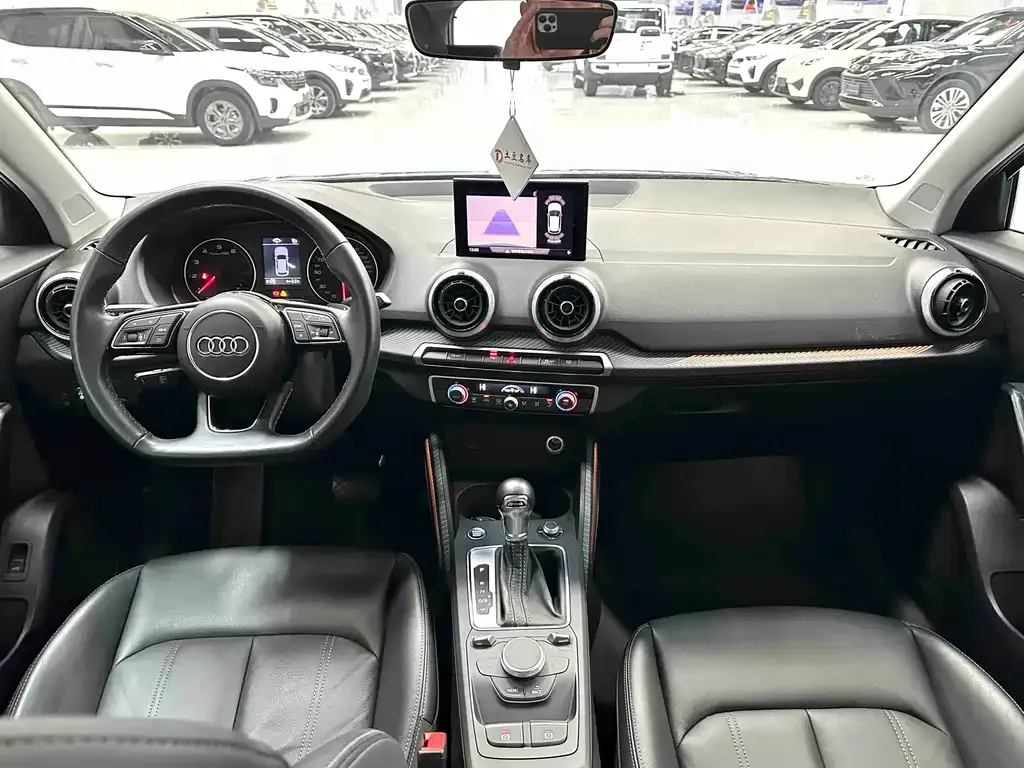 Audi Q2L 2022 из CN, фото 9