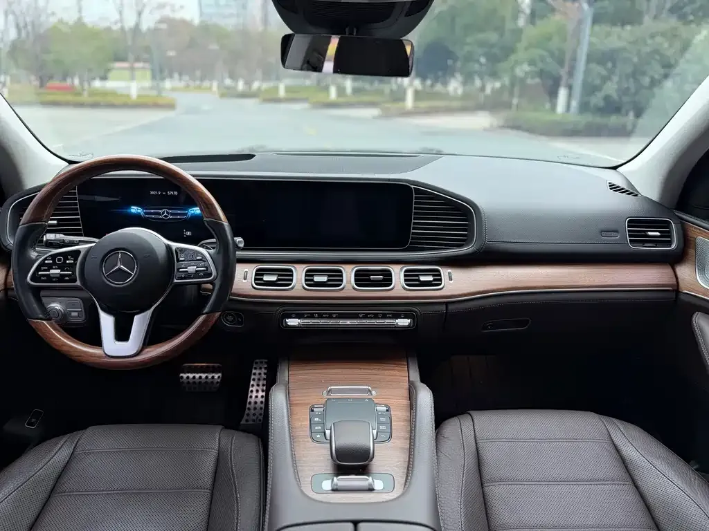 Mercedes-Benz GLS 2023 из CN, фото 3