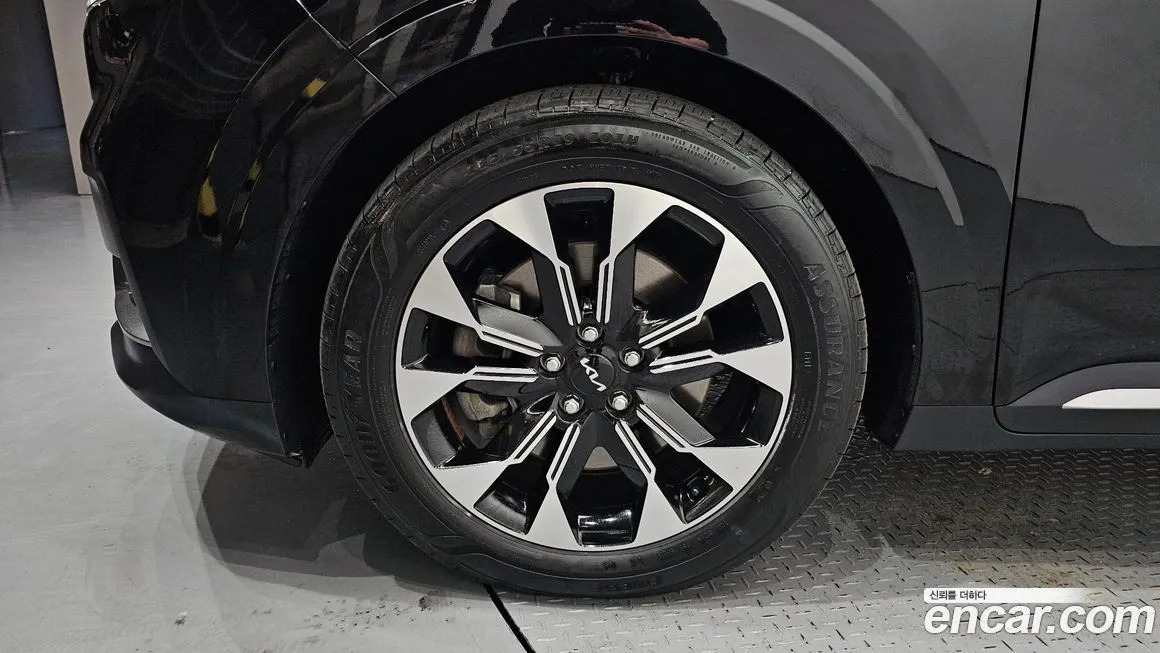 Kia Carnival 2023 из KR, фото 4