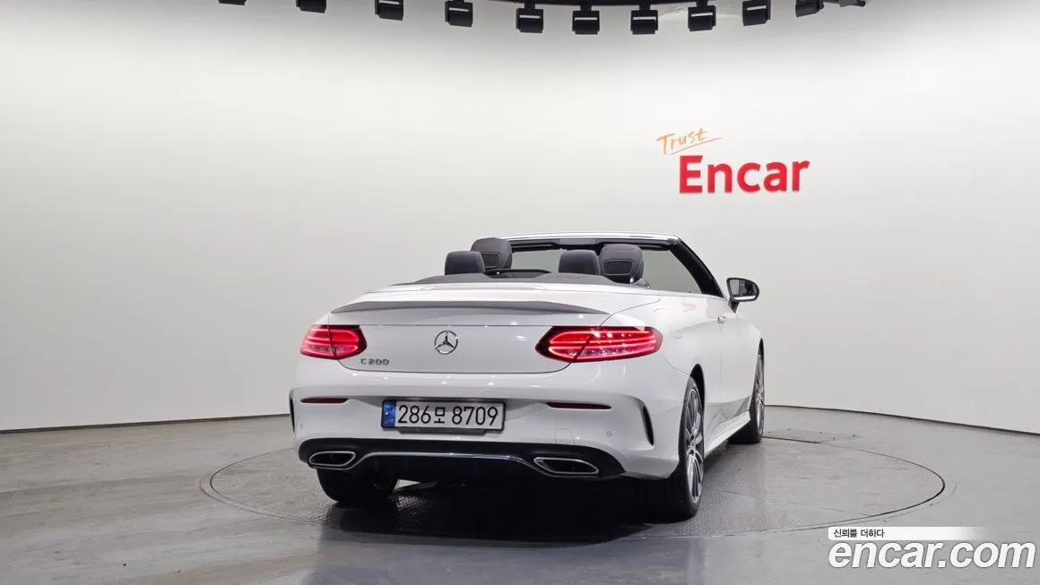 Mercedes-Benz C-Class 2023 из KR, фото 2
