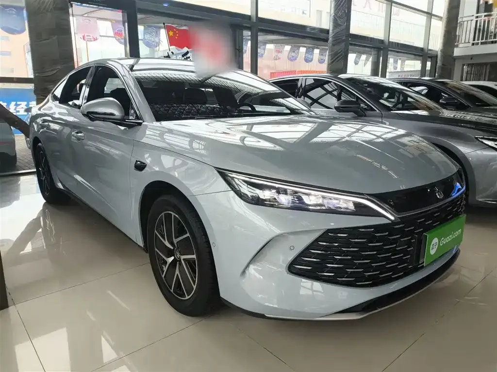 BYD Qin L — фото 9