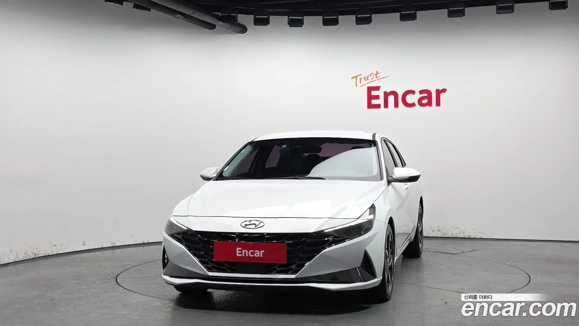 Hyundai AVANTE — фото 2