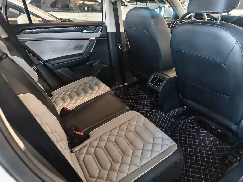 Volkswagen Tayron 2023 из CN, фото 6