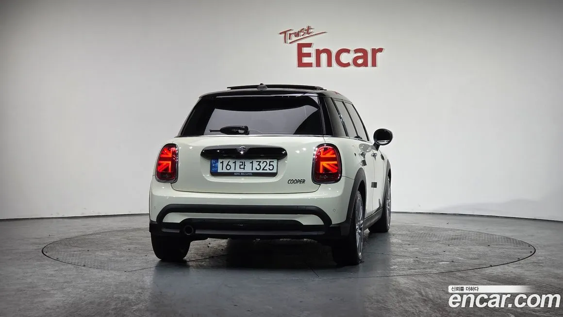 Mini Cooper 2022 из KR, фото 2