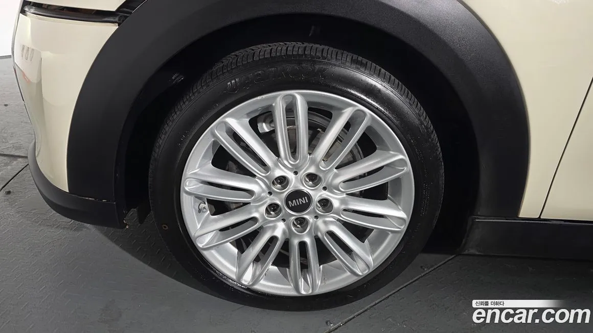 Mini Cooper 2022 из KR, фото 8