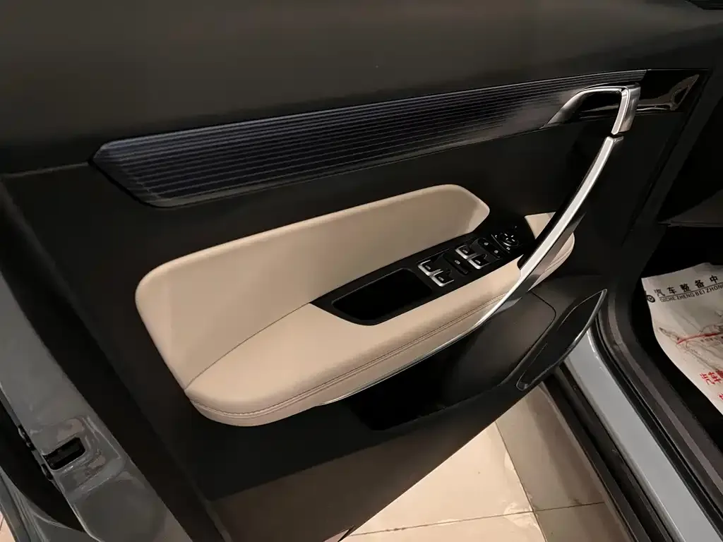 Geely Boyue 2022 из CN, фото 2