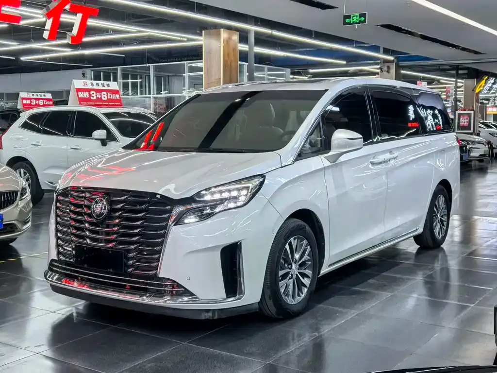 Buick GL8 2022 из CN, фото 1