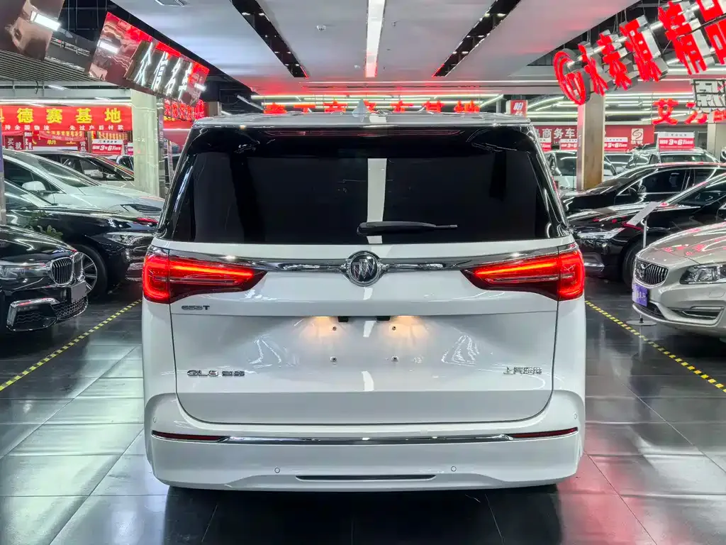 Buick GL8 2022 из CN, фото 4