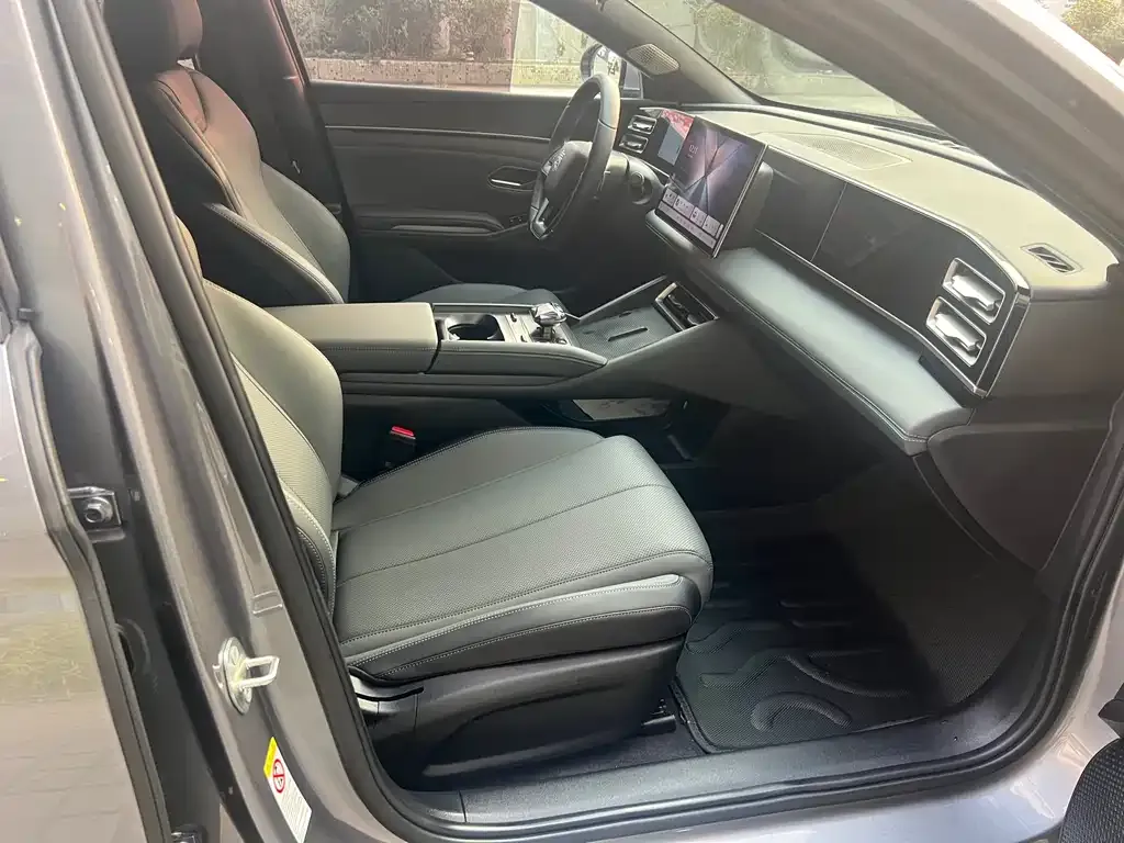BYD Qin L 2025 из CN, фото 5