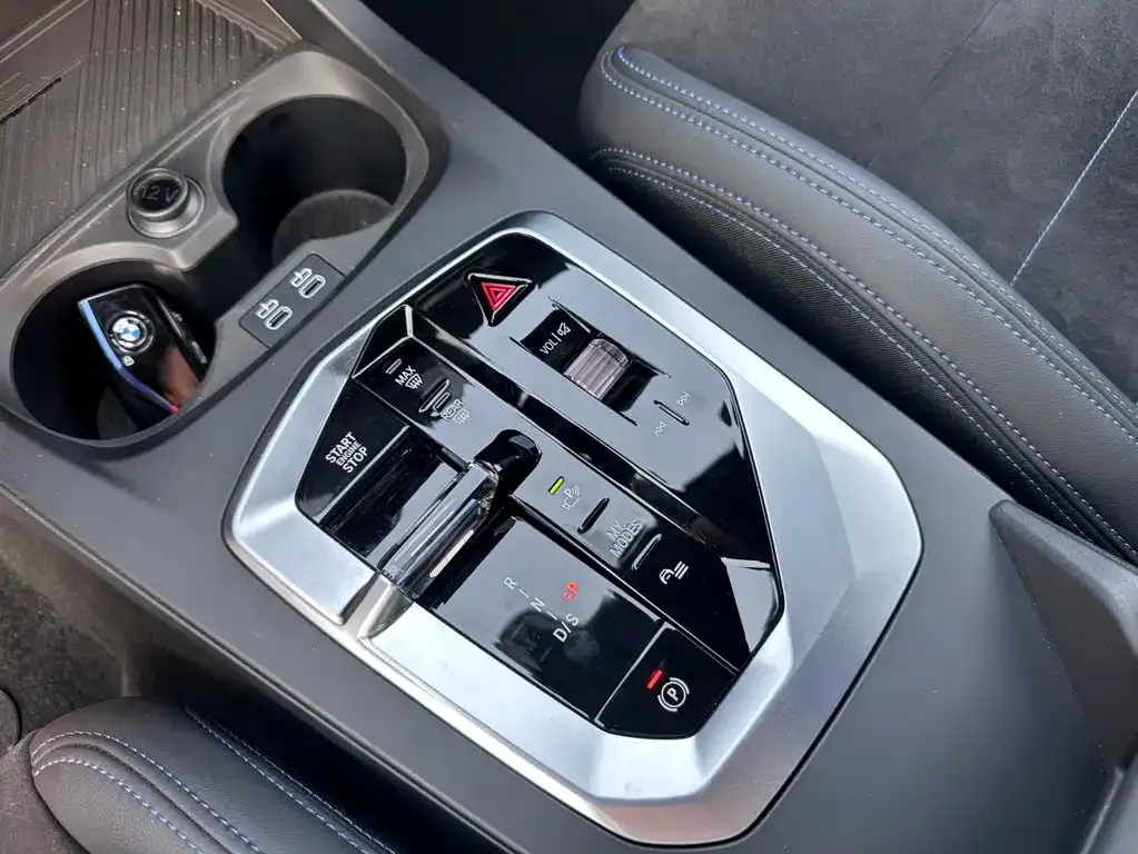 BMW M235L 2025 из CN, фото 9