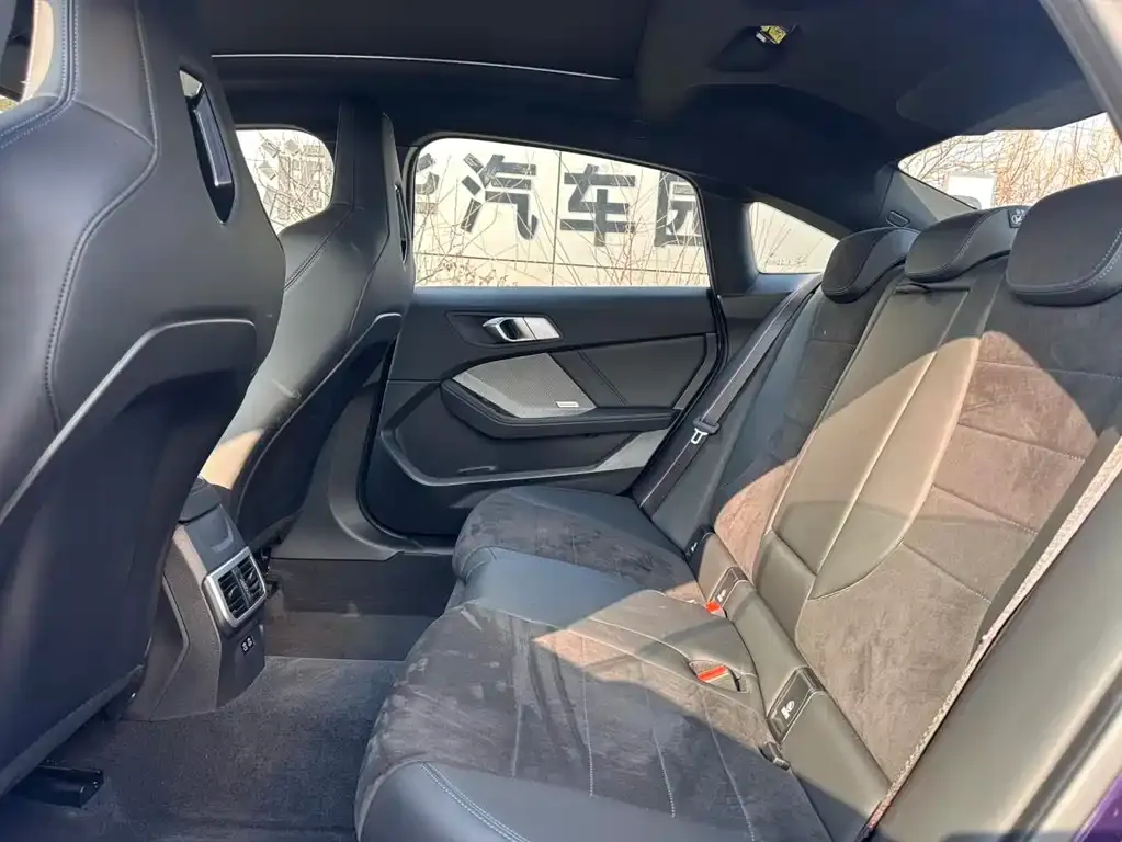 BMW M235L 2025 из CN, фото 10