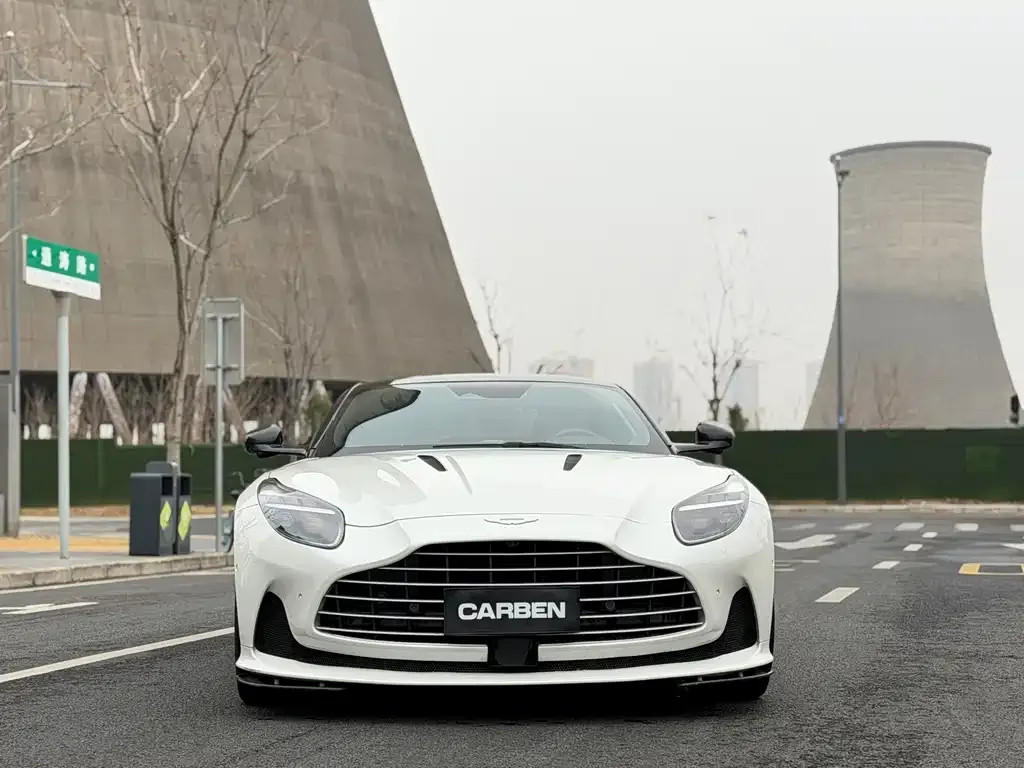 Aston Martin DB12 2024 из CN, фото 1