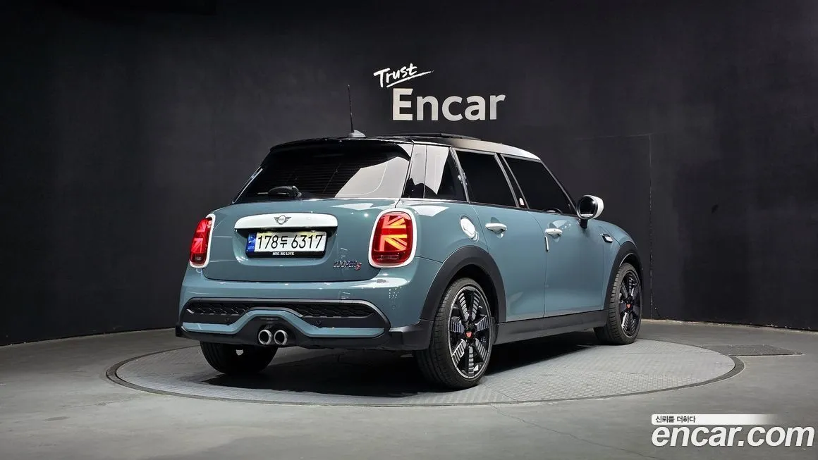Mini Cooper 2023 из KR, фото 2