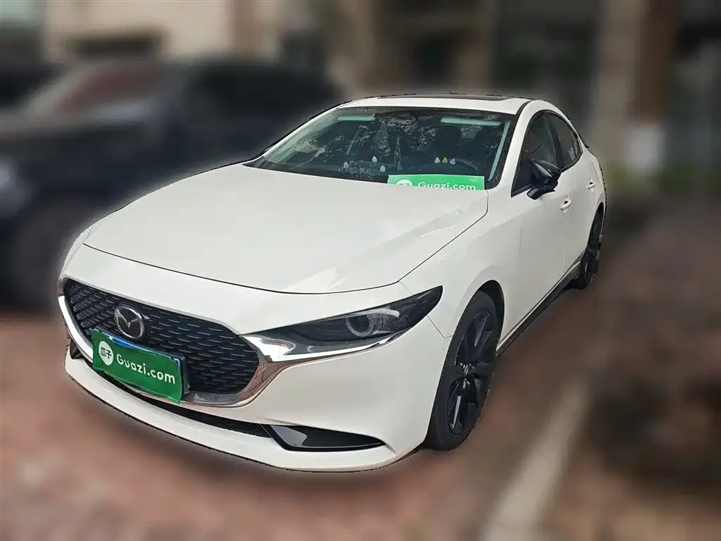 Mazda 3 Axela 2022 из CN, фото 1
