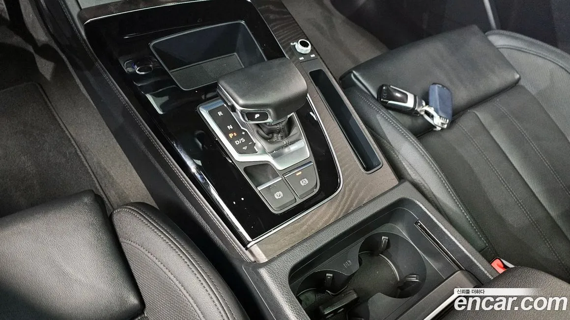 Audi Q5 2023 из KR, фото 9