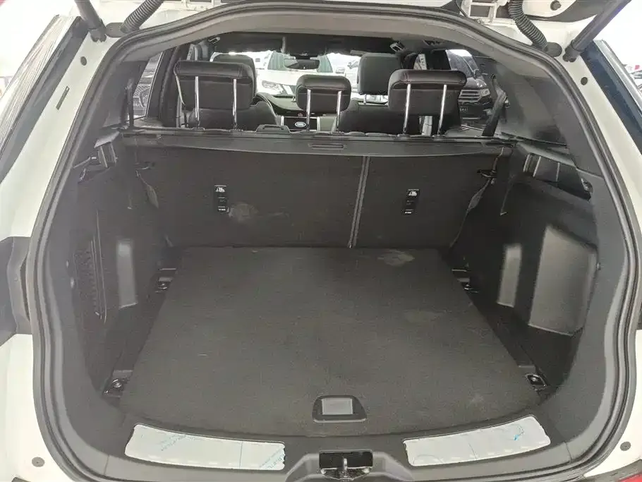 Land Rover Discovery Sport 2021 из CN, фото 2