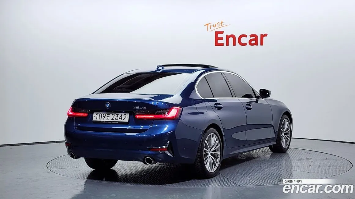 BMW 3-Series 2021 из KR, фото 7