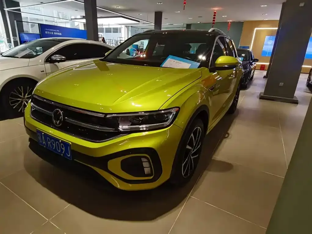 Volkswagen T-Roc 2023 из CN, фото 1
