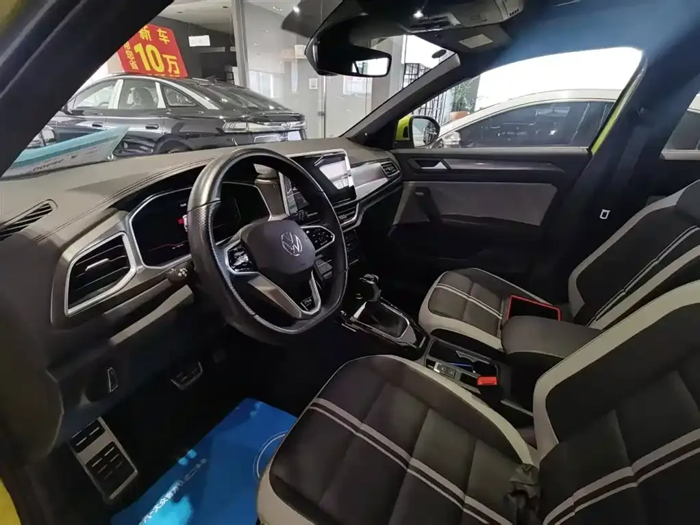 Volkswagen T-Roc 2023 из CN, фото 9