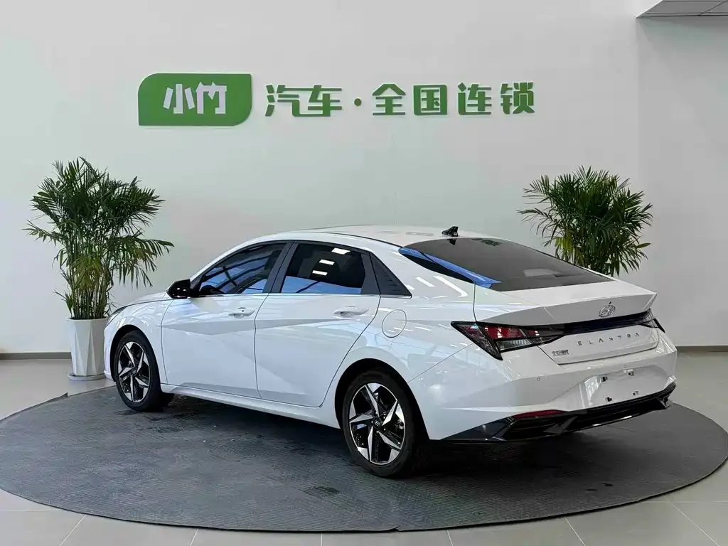 Hyundai Elantra 2023 из CN, фото 10
