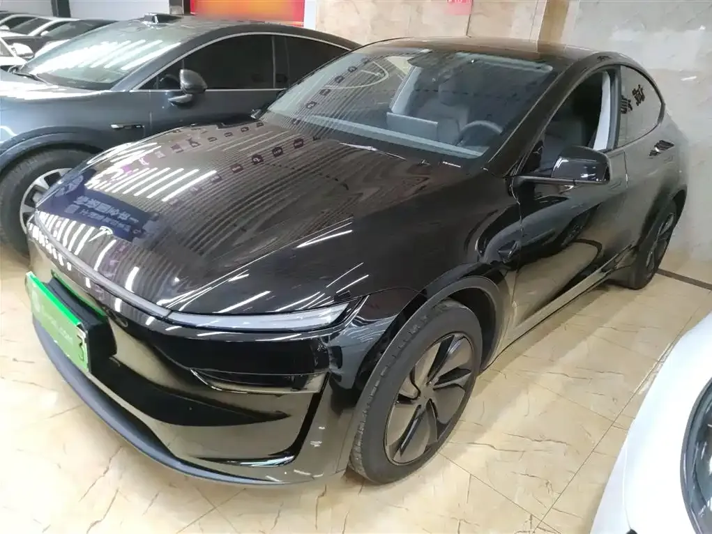 Tesla Model Y 2025 из CN, фото 4
