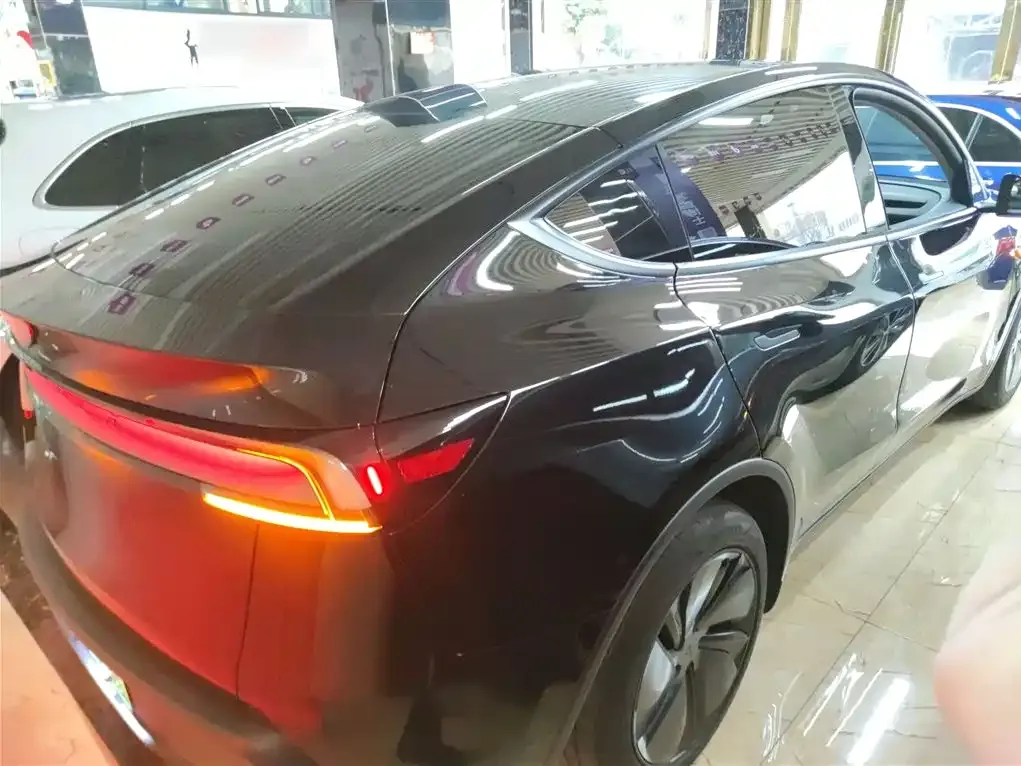 Tesla Model Y 2025 из CN, фото 8