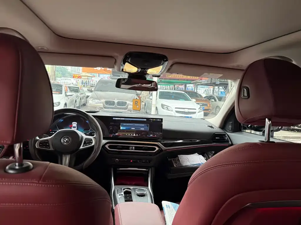 BMW i3 2024 из CN, фото 2