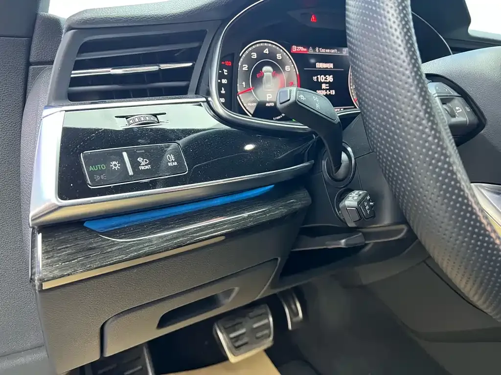 Audi Q8 2025 из CN, фото 6
