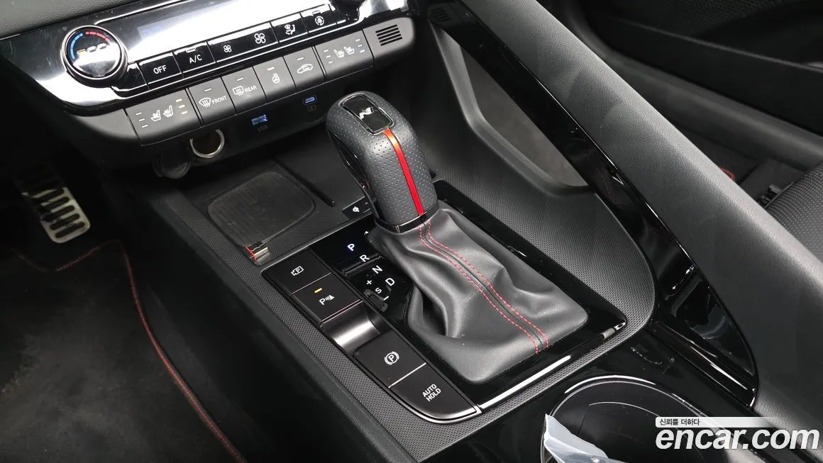 Hyundai AVANTE — фото 2