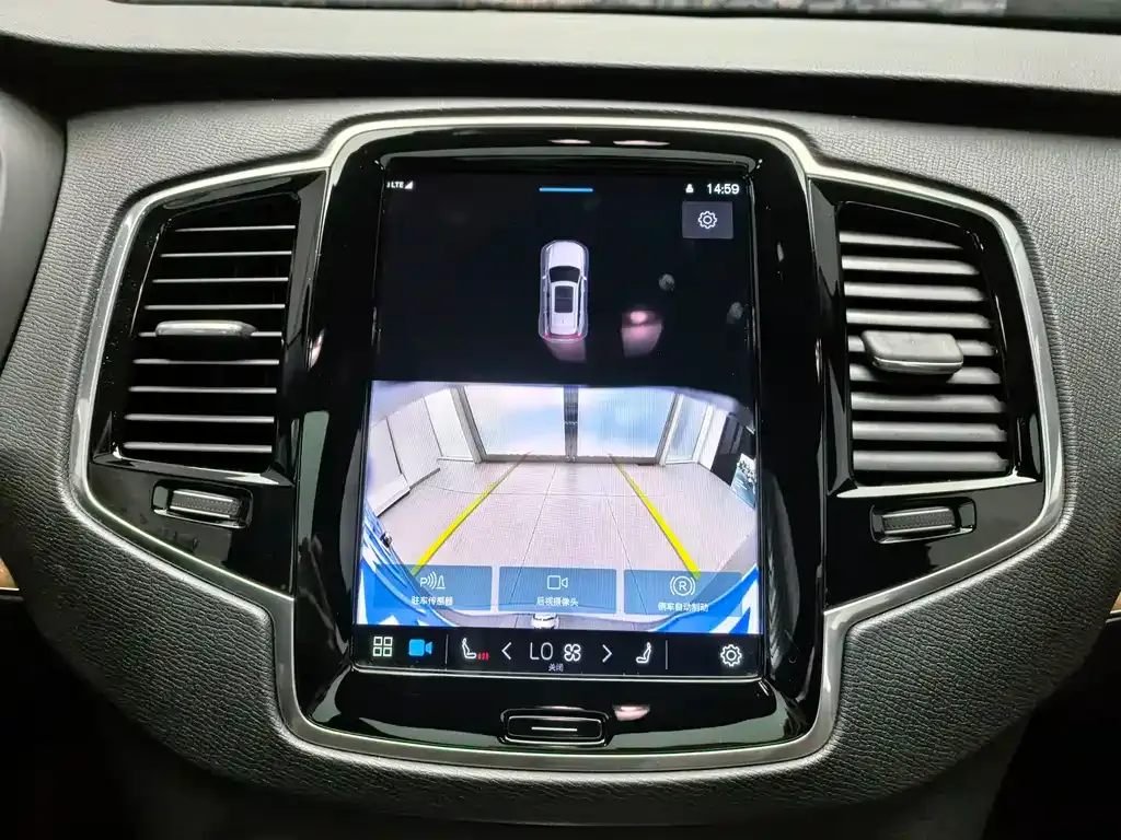 Volvo XC90 2025 из CN, фото 5