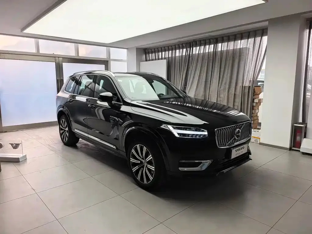 Volvo XC90 2025 из CN, фото 2