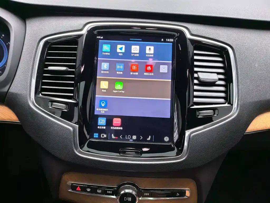 Volvo XC90 2025 из CN, фото 4