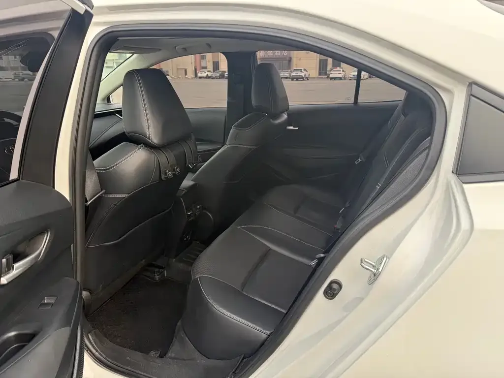 Toyota Corolla 2022 из CN, фото 2