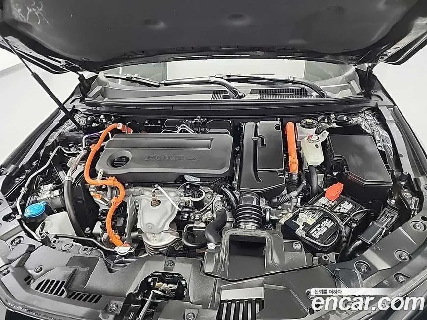 Honda Accord — фото 10