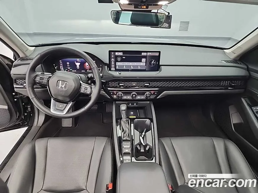 Honda Accord — фото 9