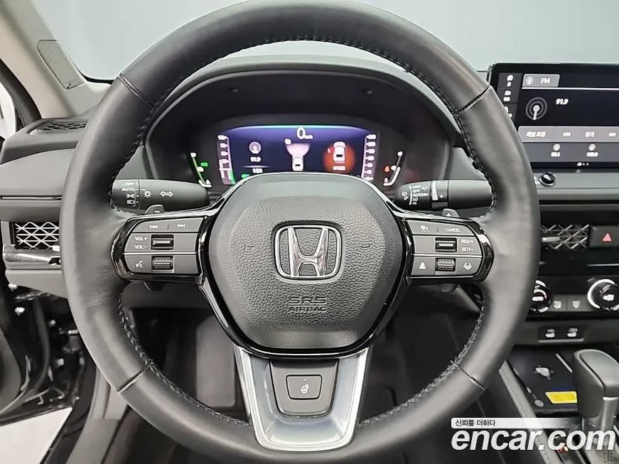 Honda Accord — фото 8