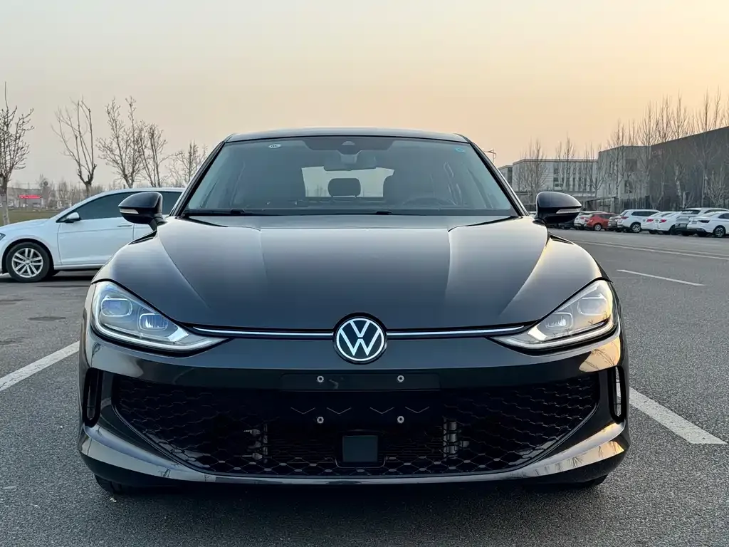 Volkswagen Lamando 2023 из CN, фото 2