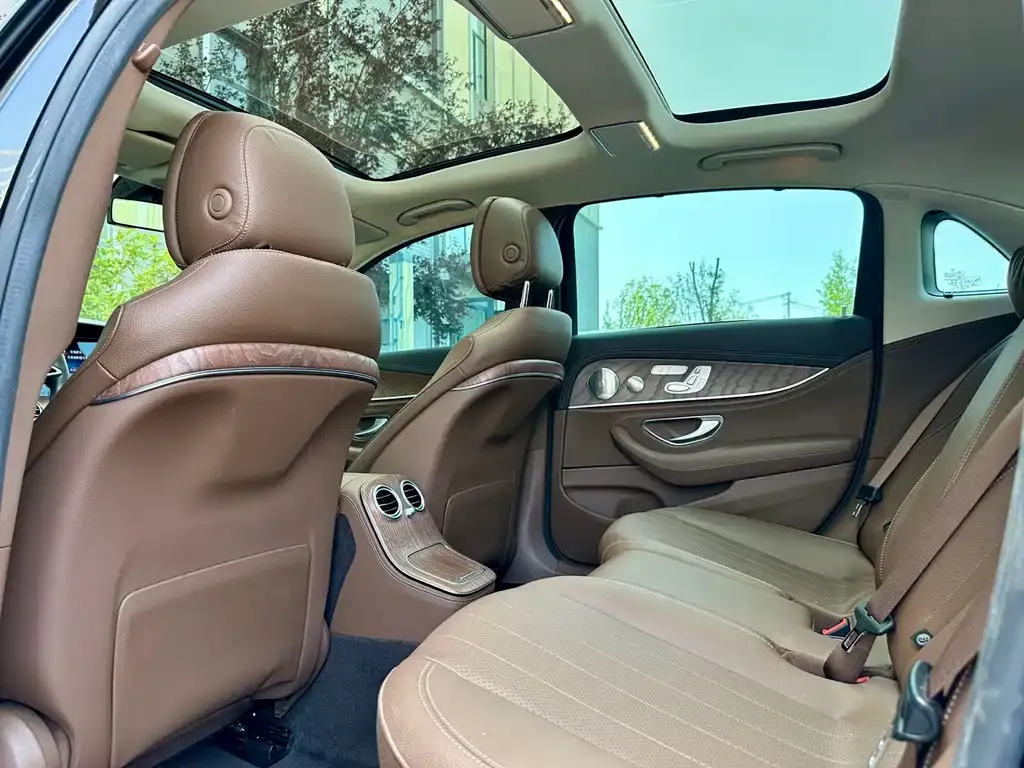 Mercedes-Benz E-Class 2021 из CN, фото 5