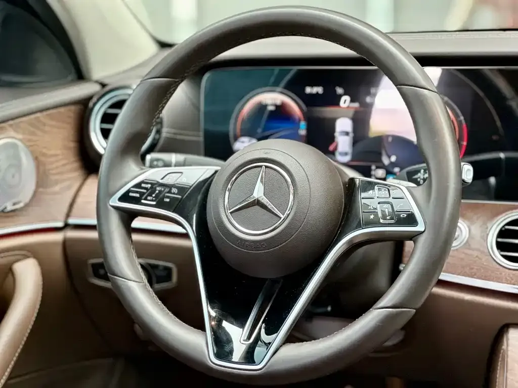 Mercedes-Benz E-Class 2021 из CN, фото 4